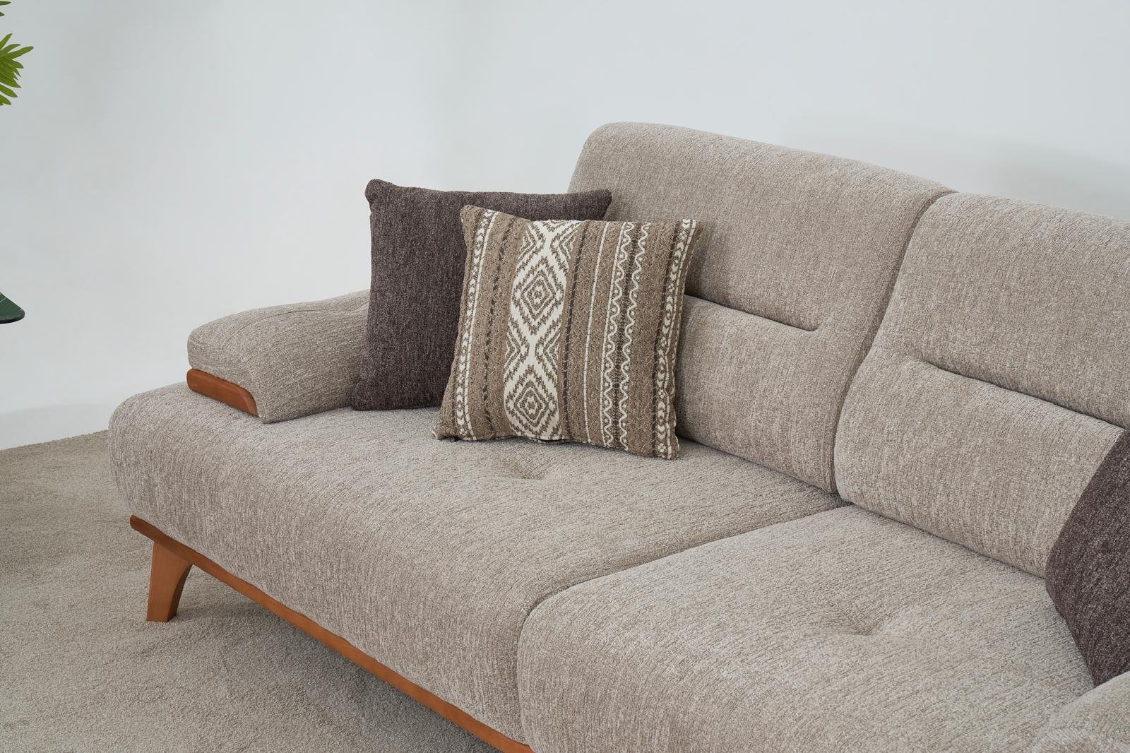 WhatsApp Image 2025-12-23 at 18.07.12 (1)