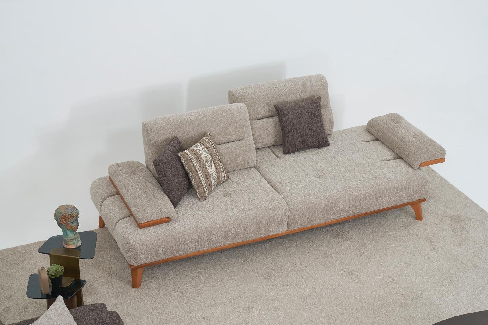 WhatsApp Image 2025-12-23 at 18.07.13 (2)